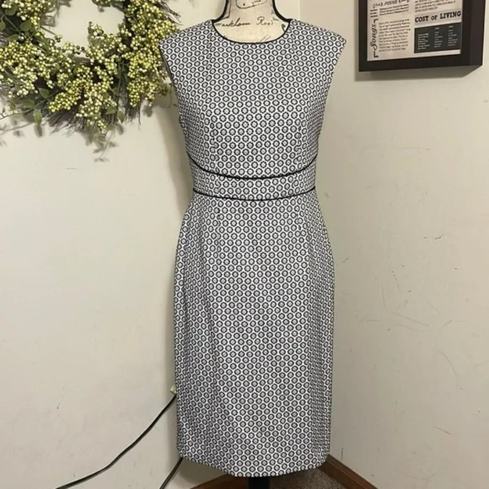 Brooks Brothers Woven Sheath Dress - Size 4 Black White Gold